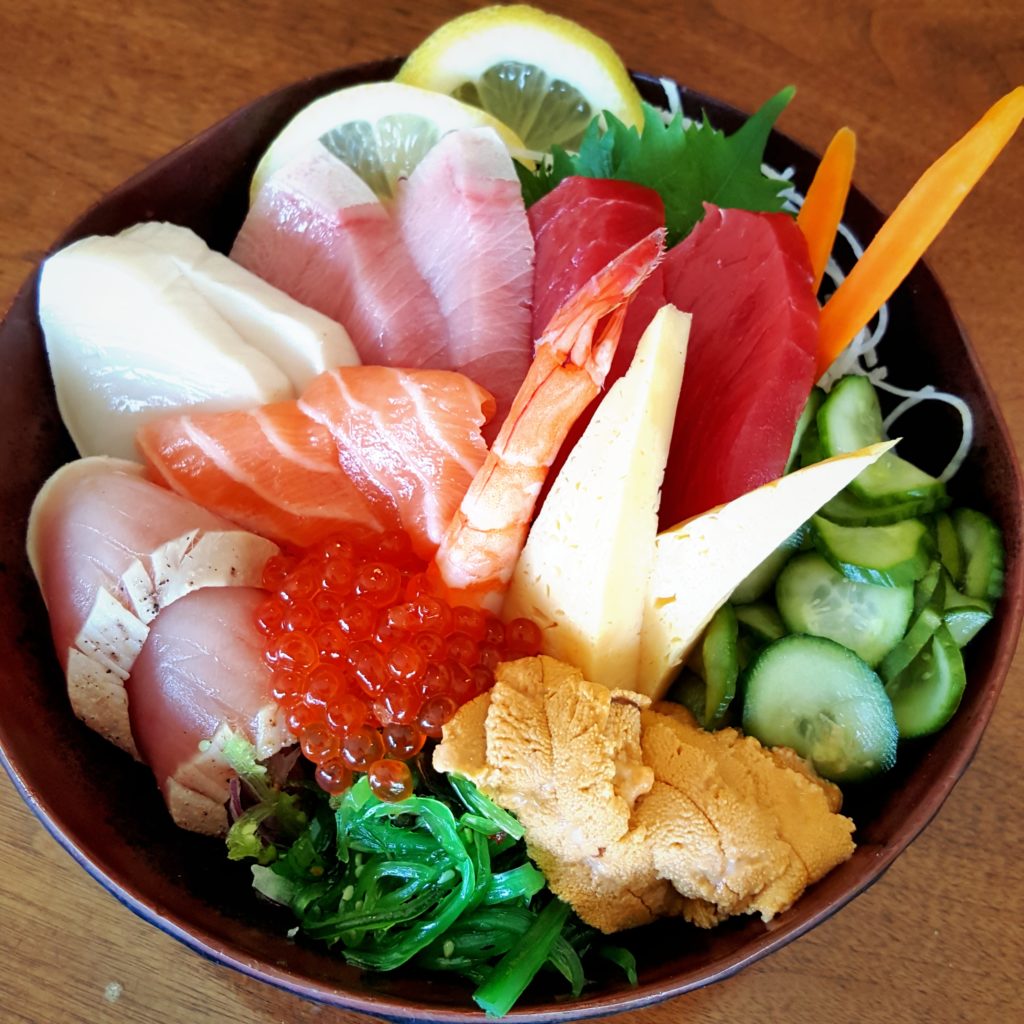 Chirashi – Tomomi Sushi